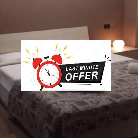 Ded 2 Only Sleep Bagno Privato Apartment Парма Екстериор снимка